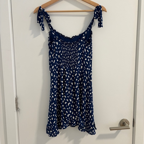 Reformation Christine Dress in Moray Size 4 - Picture 4 of 7